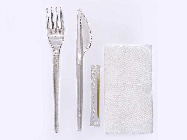 Самое популярное кафе - 4 прибора