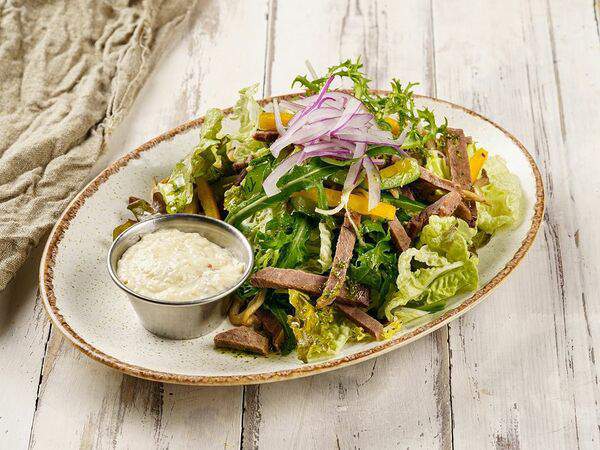 Pitnica - Салат с говядиной