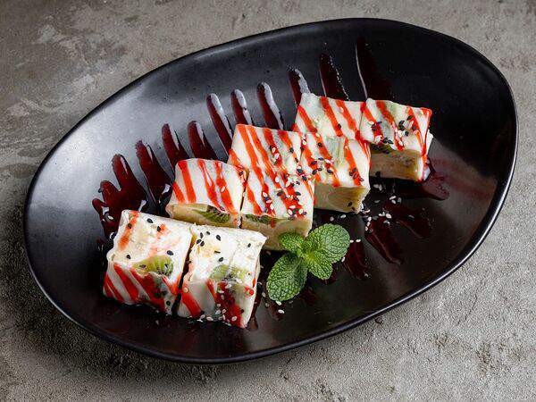 Сабай - Сладкий фреш-ролл с фруктами