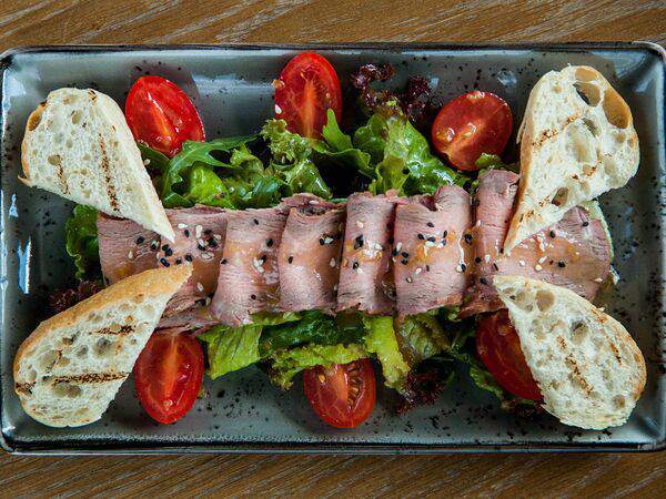 Ромэйн meat - Салат с ростбифом