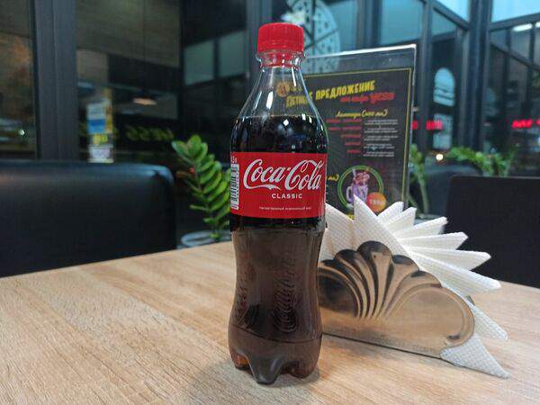 Кафе-пиццерия Yess - Coca-Cola Classic