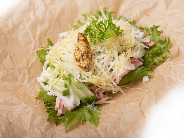 Пицца экспресс 777999 - Салат с ветчиной и сыром