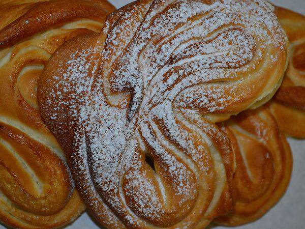 Дружок пирожок - Плюшка