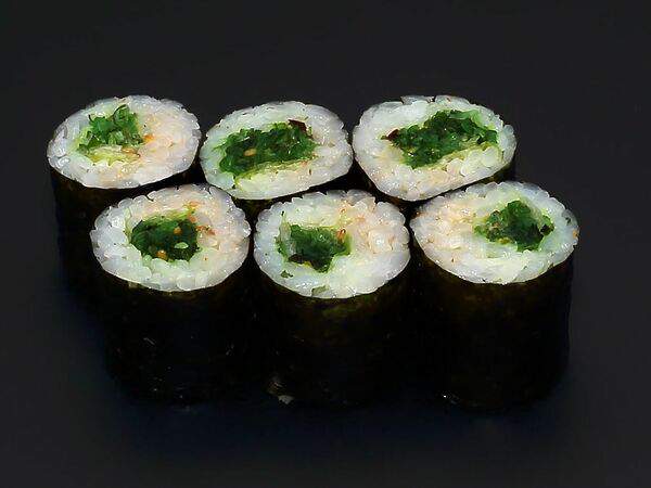 Total Sushi - Мини-ролл с чукой