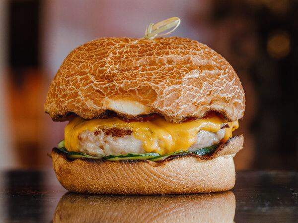 Chado Burger Bar night - Чизбургер