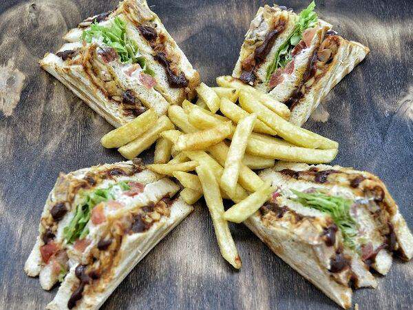 Big Dog - Клаб-сэндвич Барбекю со свининой