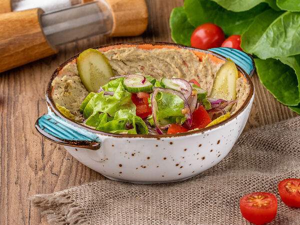 Leo shaverma and bar - Хумус с овощами