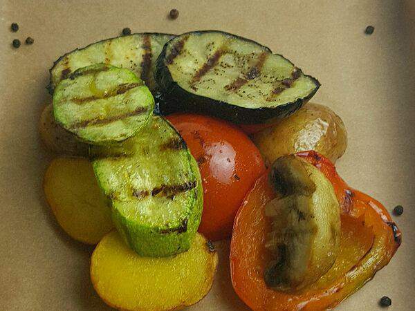 Ribs - Овощи на мангале