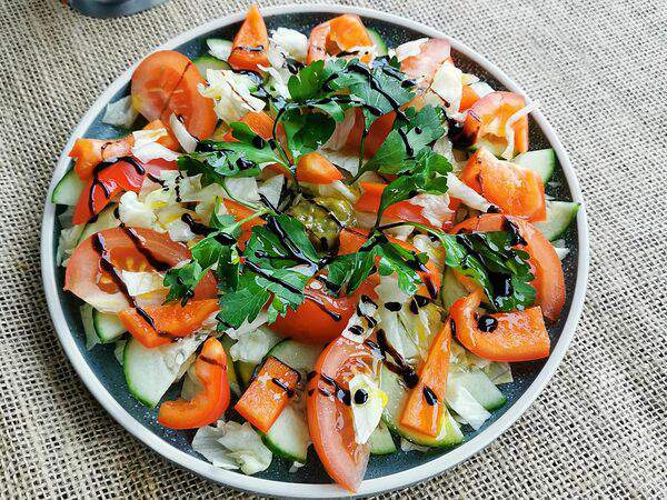 Burger Hunter - Салат Овощной