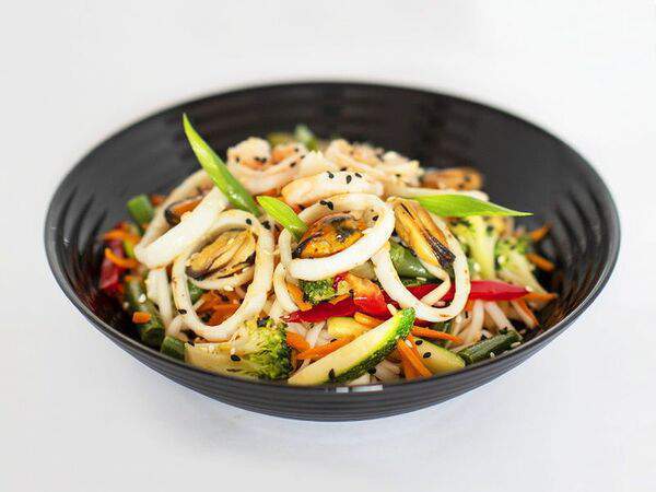 Кимчи - Морепродукты в устричном соусе с овощами