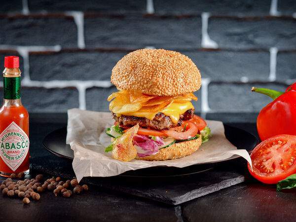 Ресторан Black Bull & Bar в Оренбурге