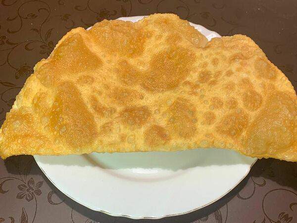 Чебуречная на Первомайке - Чебурек с картошкой, луком и зеленью