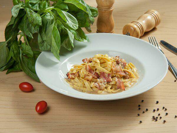 Перчини Grill & Wine - Карбонара