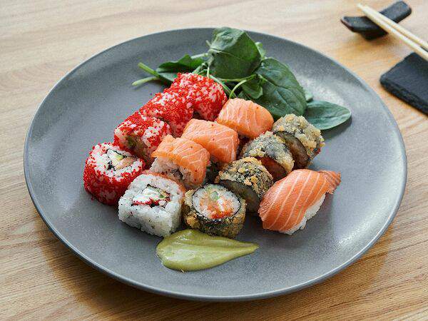 Kobutsu - Сет Лосось