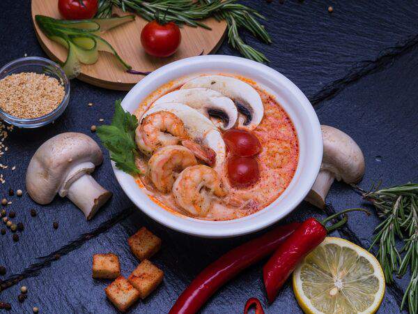 Sushi & Susi - Суп Том ям с креветками