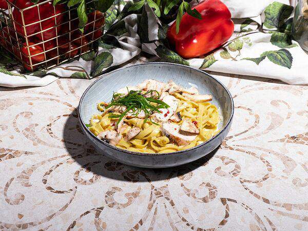 Перчини - Тальятелле с курицей и грибами