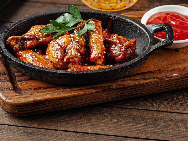 Ларисс Иванну Хачу! - Куриные крылья BBQ