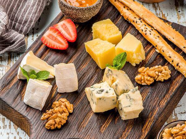 Пряности & Радости - Ассорти европейских сыров