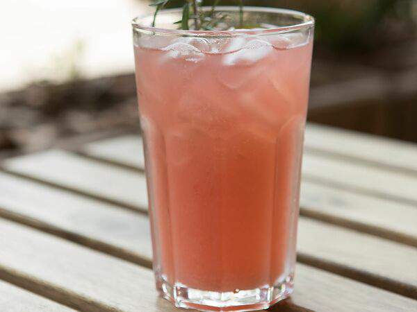 Брускетта - Лимонад персик и розмарин