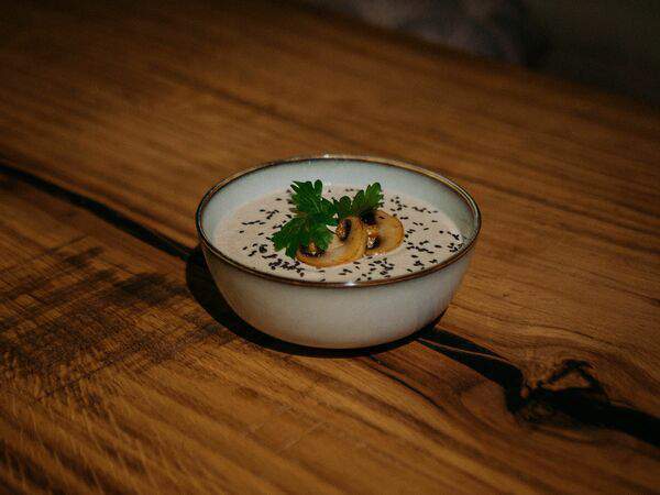 Будь умницей - Крем-суп из шампиньонов