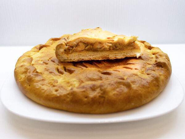 Маджента - Пирог Куриный с соусом бешамель