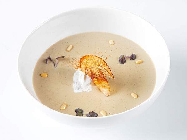 Udcкафе Upside Down Cake - Крем-суп из белых грибов