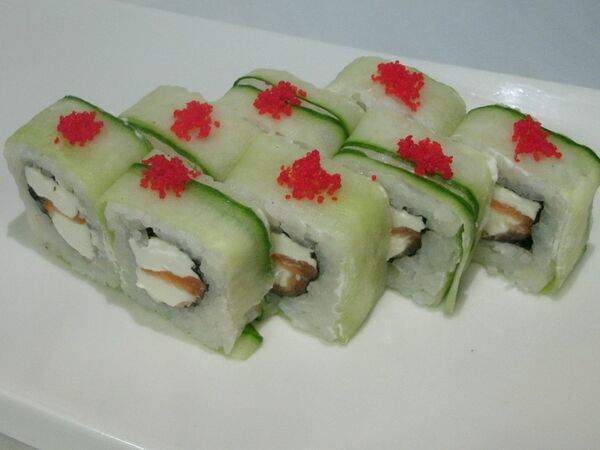 Tai bai - Ролл копченый лосось фреш