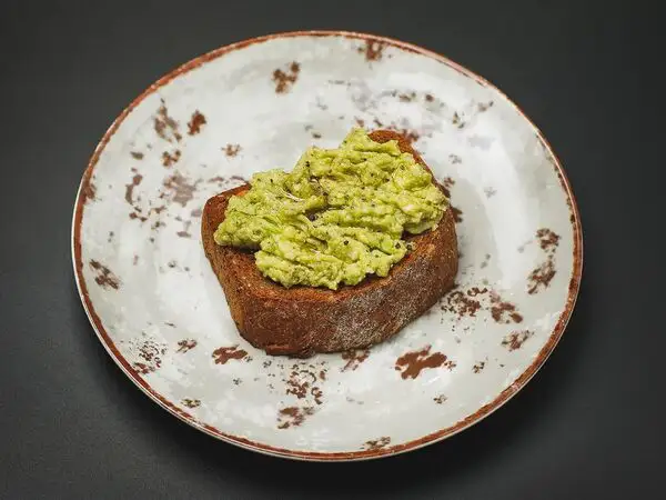 Mon Baton Green - Тост Бурже с авокадо