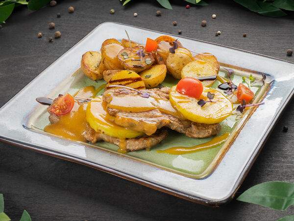 Мята Platinum - Свиные отбивные под горчично-медовым соусом