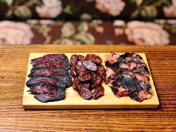 Пинта паб - Нарезка из конины