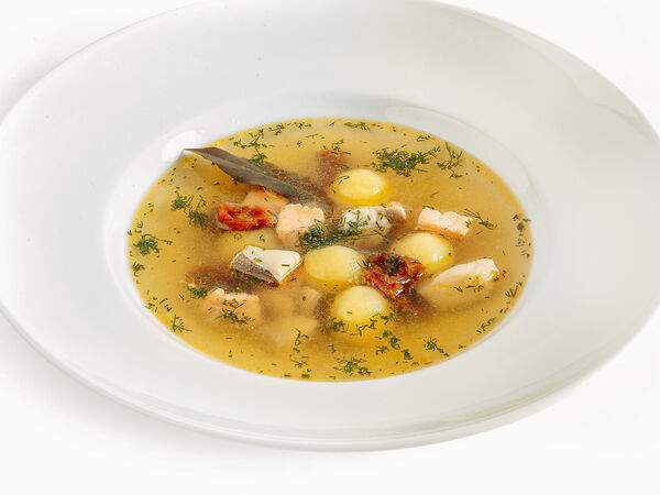 12 стульев - Уха из трех видов рыб