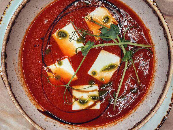 Chocolate lounge cafe - Томатный суп с Моцареллой