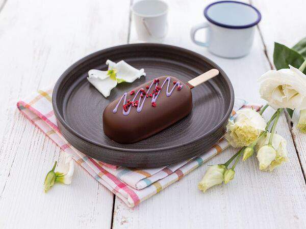 Мадам Павлова - Муссовый десерт пломбир с малиной