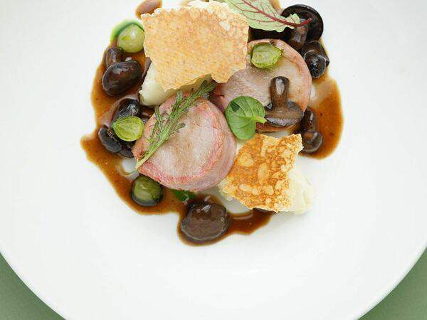 Osteria Mario - Медальоны из cвинoй вырезки с пюре из топинамбура