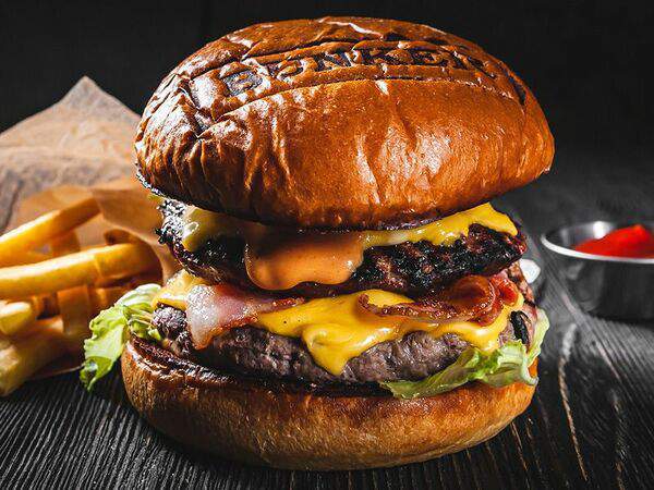 BUNKER - Двойной бургер Халапеньо