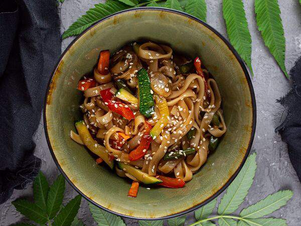 Sailor Moon - Удон терияки с овощами