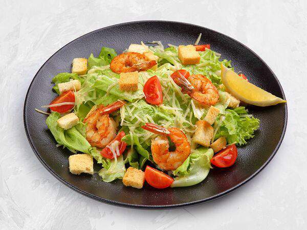 Нэцкэ - Салат Цезарь с тигровыми креветками