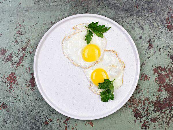 Гастроном - Завтрак с яичницей и тостами