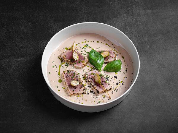 More & More - Татаки из тунца в соусе Тонато