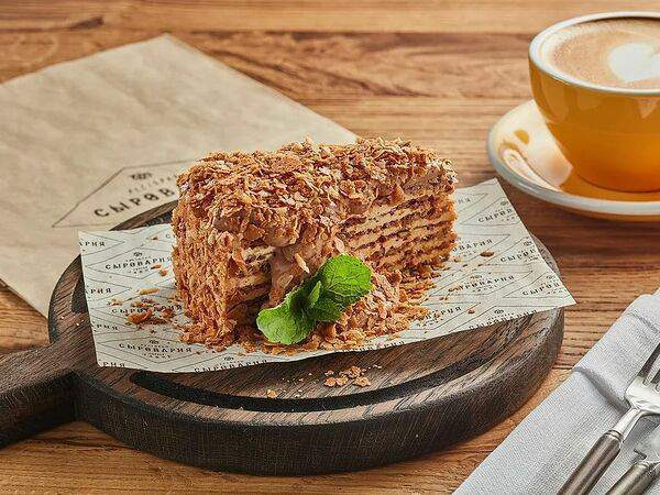 Сыроварня - Эстерхази с соусом из молочного шоколада