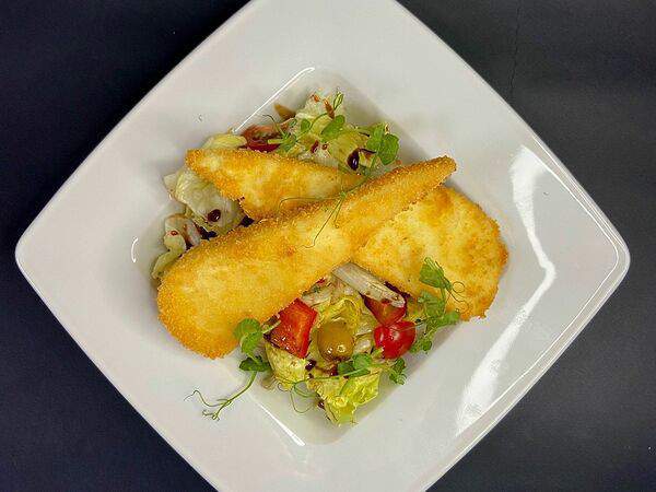 Tokyo Box - Салат с адыгейским сыром