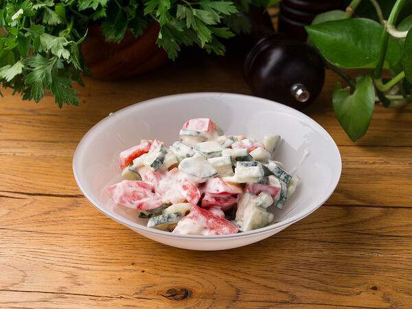 Пиноккио Djan - Салат овощной со сметаной