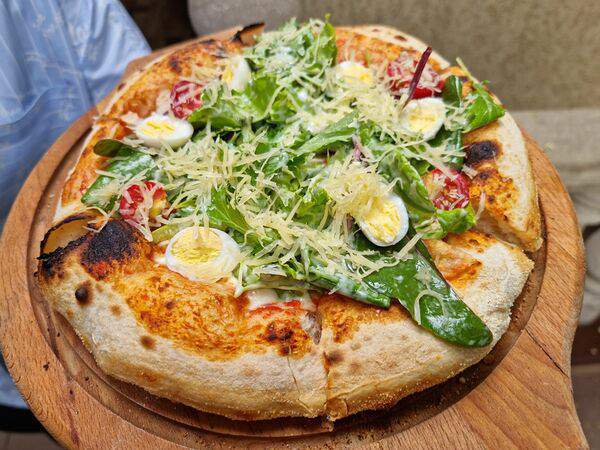 Нуар хаус - Пицца Цезарино