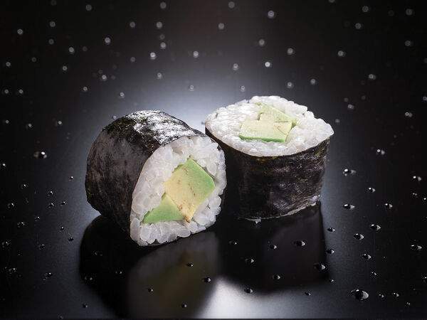 Sushi & More - Авокадо маки хосомаки