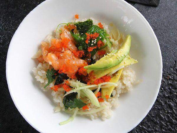 Цветение Сакуры - Сет Поке лосось