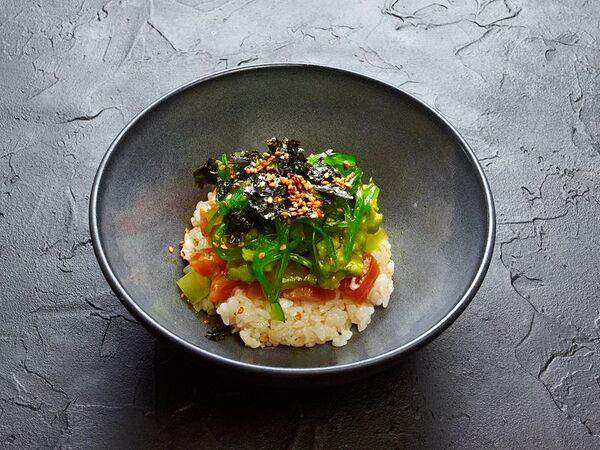 Японика - Поке с лососем