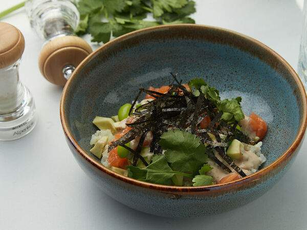 Гурмерия De Paris - Боул (поке) с форелью