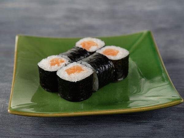 Su Mo - Ролл с лососем