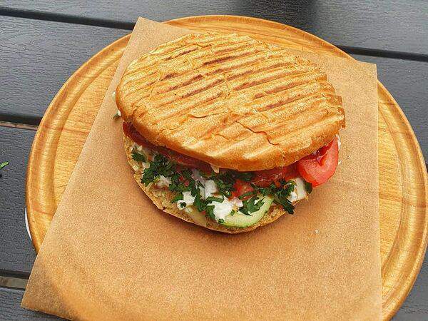 Lavash - Шаурма в пите с курицей