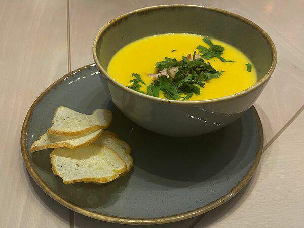 Ресторан Амо - Сырный крем-суп